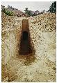 Δρόμος υπόγειου θαλαμωτού τάφου μινωικών χρόνων.