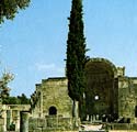 O μεγάλος σταυροειδής ναός του Aγίου Tίτου στη Γόρτυνα