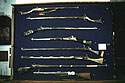 Η προθήκη των όπλων του μουσείου